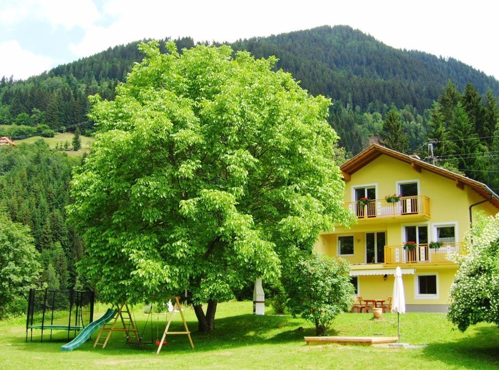 Kolarnock Apartment Feld am See Bagian luar foto